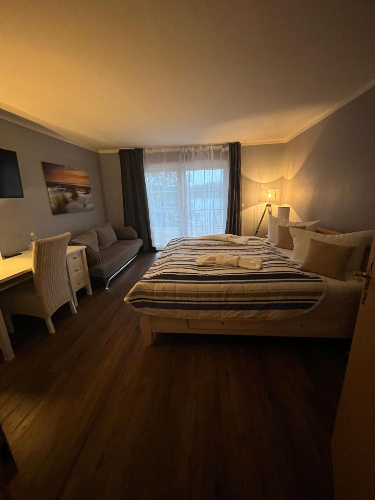 Strandhotel Vier Jahreszeiten Buckow