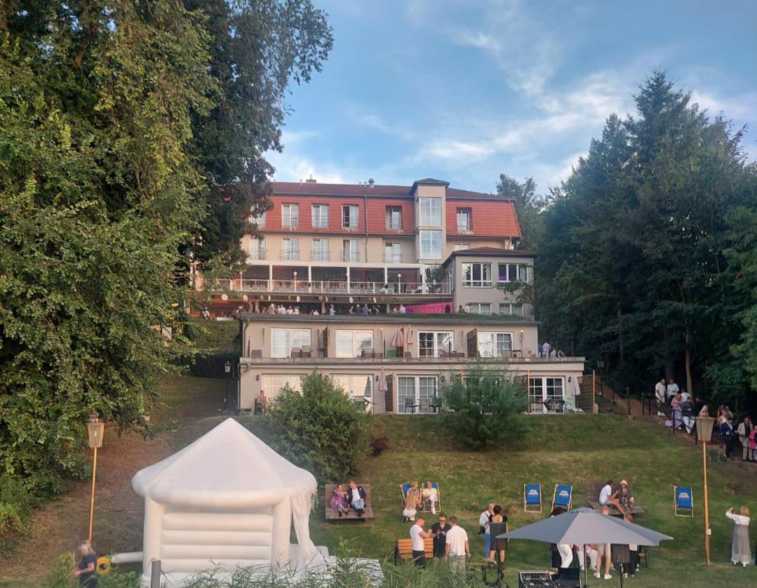 Strandhotel Vier Jahreszeiten