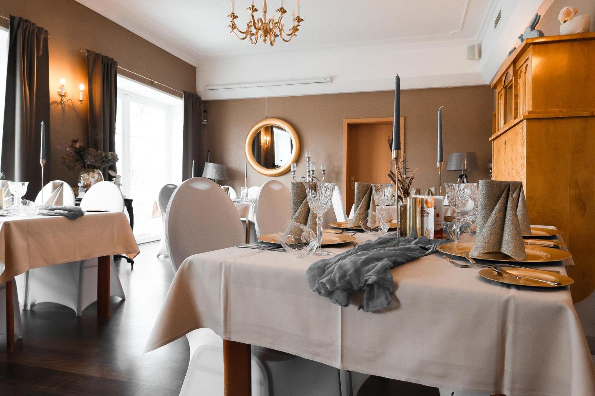 Strandhotel Vier Jahreszeiten Hotel