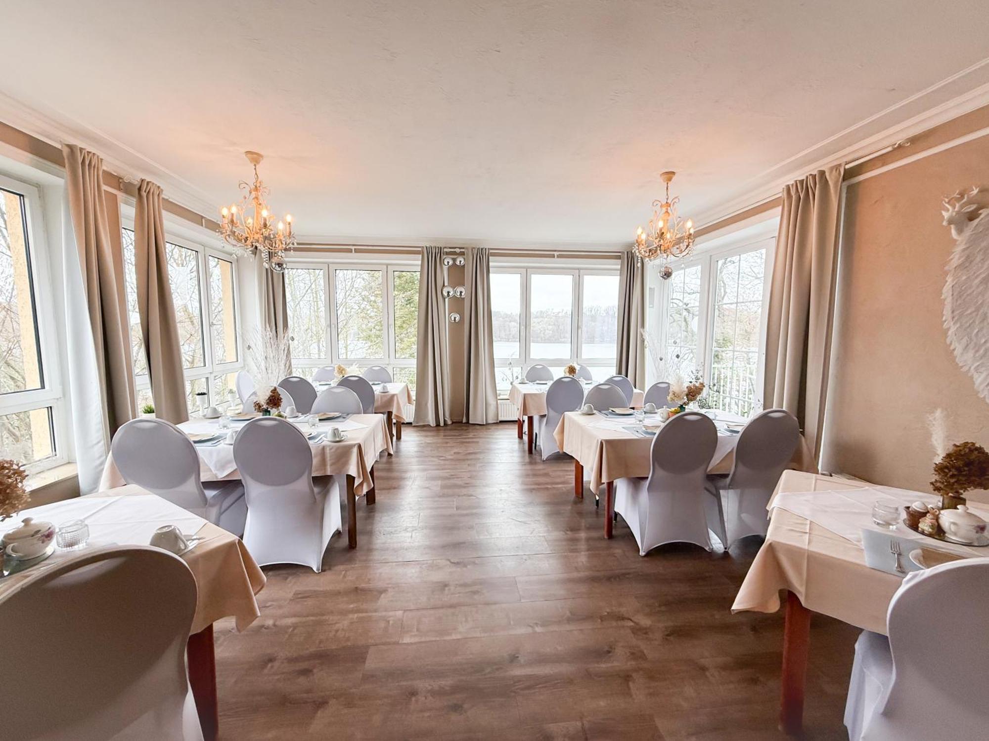 Strandhotel Vier Jahreszeiten 3*