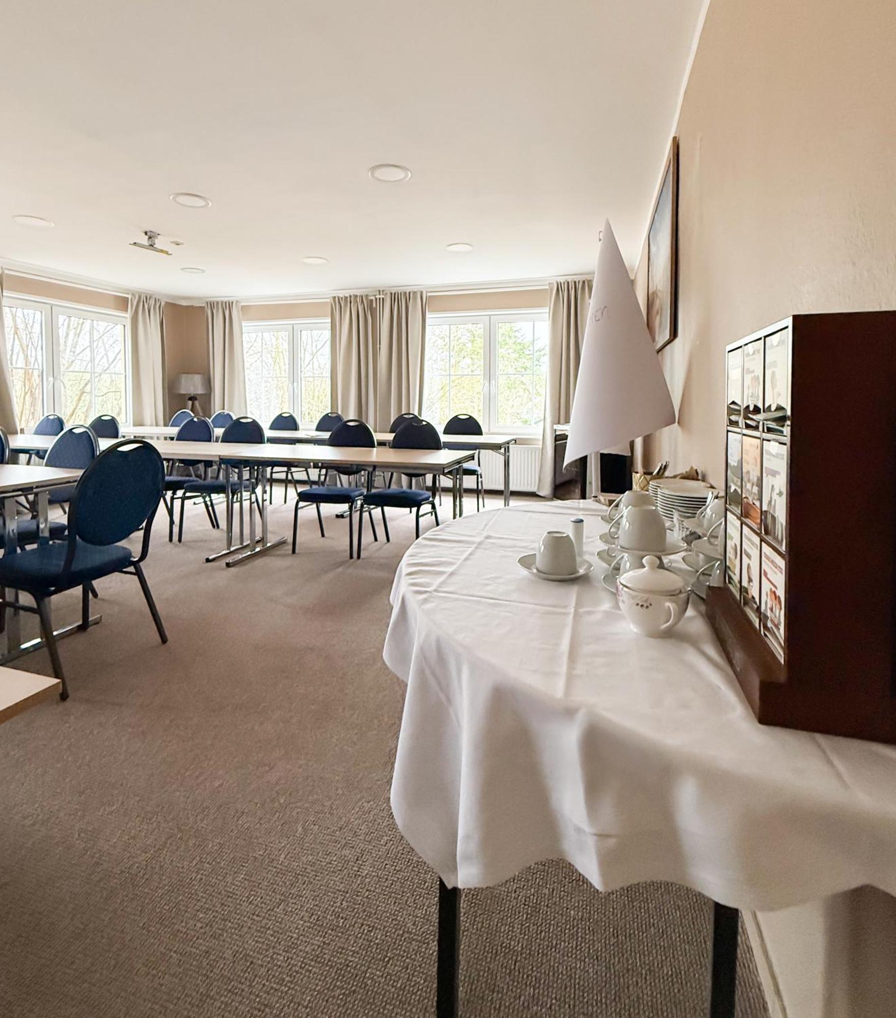 Strandhotel Vier Jahreszeiten Hotel